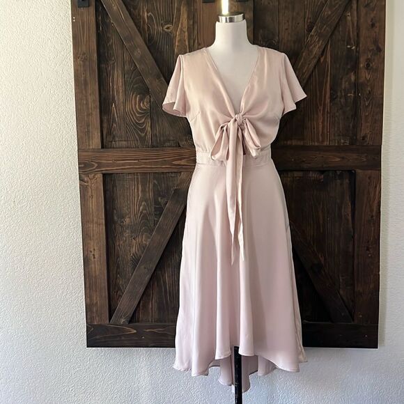 Satin V Neck Ruffle Short Sleeve Tie Front High Waist Midi A-Line Long D… - Picture 4 of 12